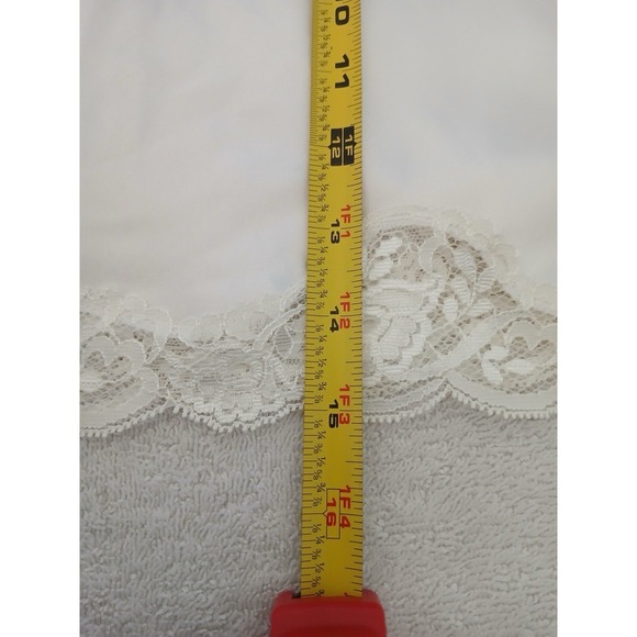 Vintage Victoria's Secret Beige Lace Trim Satin Cami Tank Top Y2K 90's Medium - Picture 10 of 14